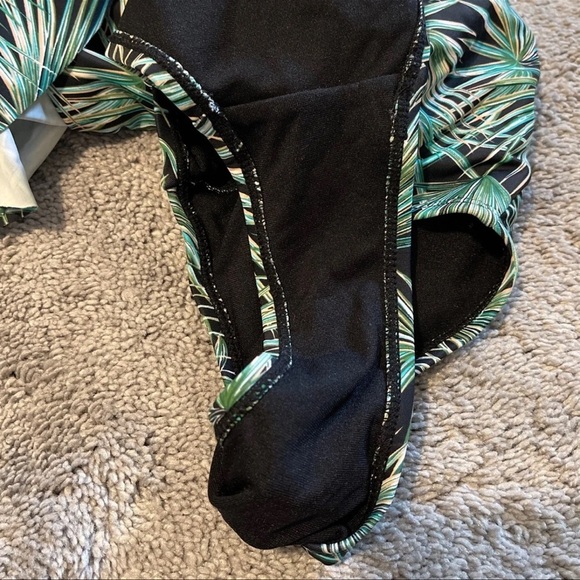 Cabana Del Sol palm leaf tropical print one piece off the shoulder swimsuit S - Picture 4 of 5